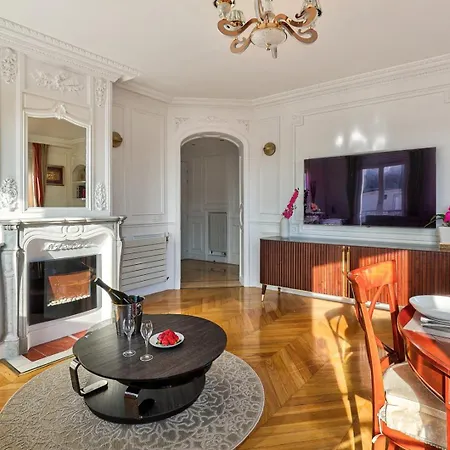 658 Estelle - Luxury 아파트 *