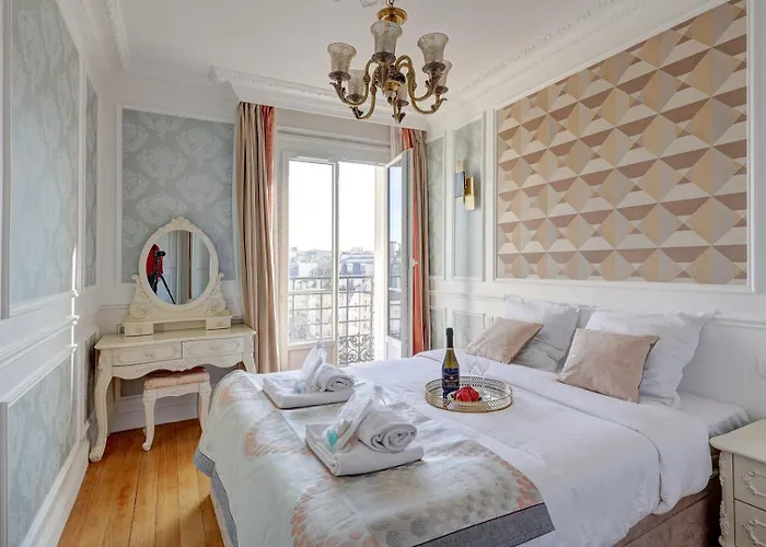658 Estelle - Luxury * Париж