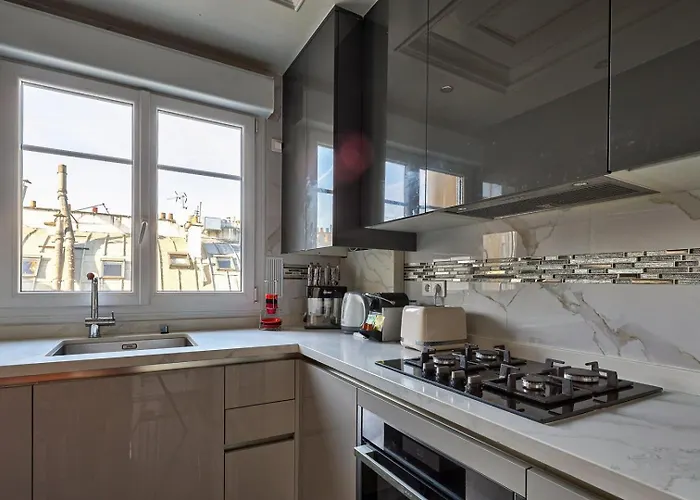 658 Estelle - Luxury Париж